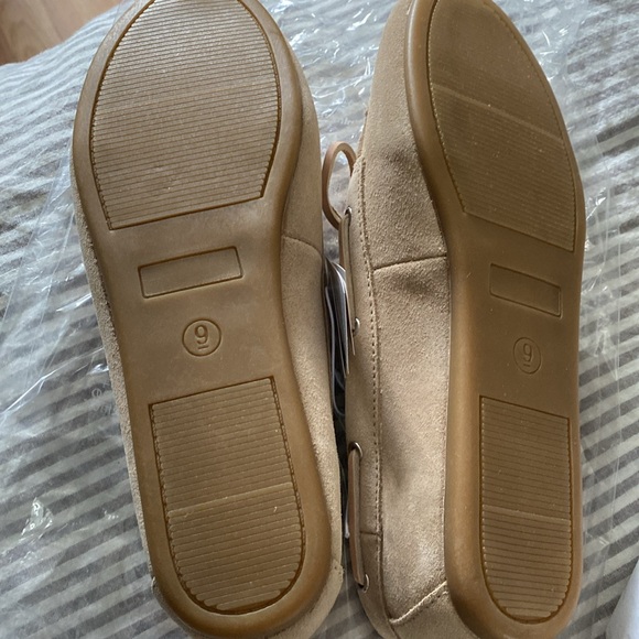 GAP Suede Boat Shoes NWT - Picture 9 of 10